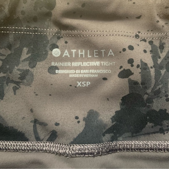 Athleta RAINIER REFLECTIVE TIGHT IN POWERLIFT Extra Small Petite XSP Black Gray - Picture 6 of 6